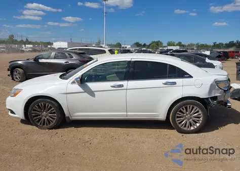 2011 Chrysler 200 Limited from USA, damaged, VIN 1C3BC2FB4BN548369